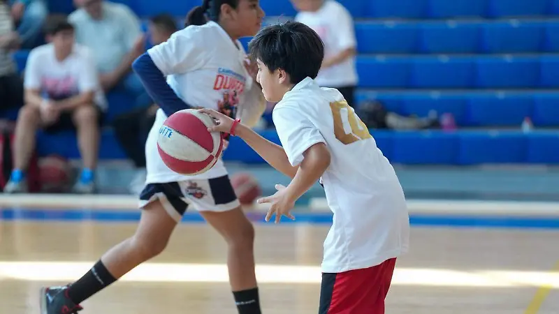 Campamento de bàsquetbol en Celaya